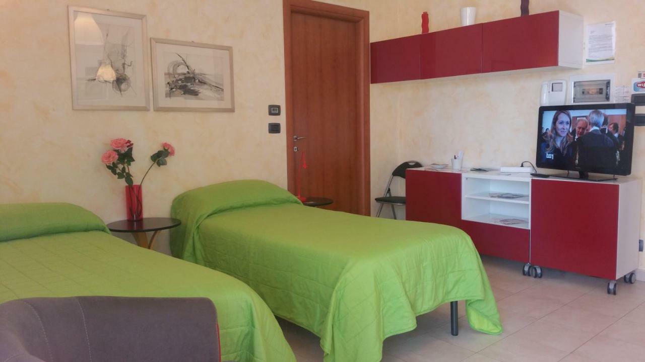 B&Bleterrazze Boutiquehotel2-Torino Ciriè Exterior foto